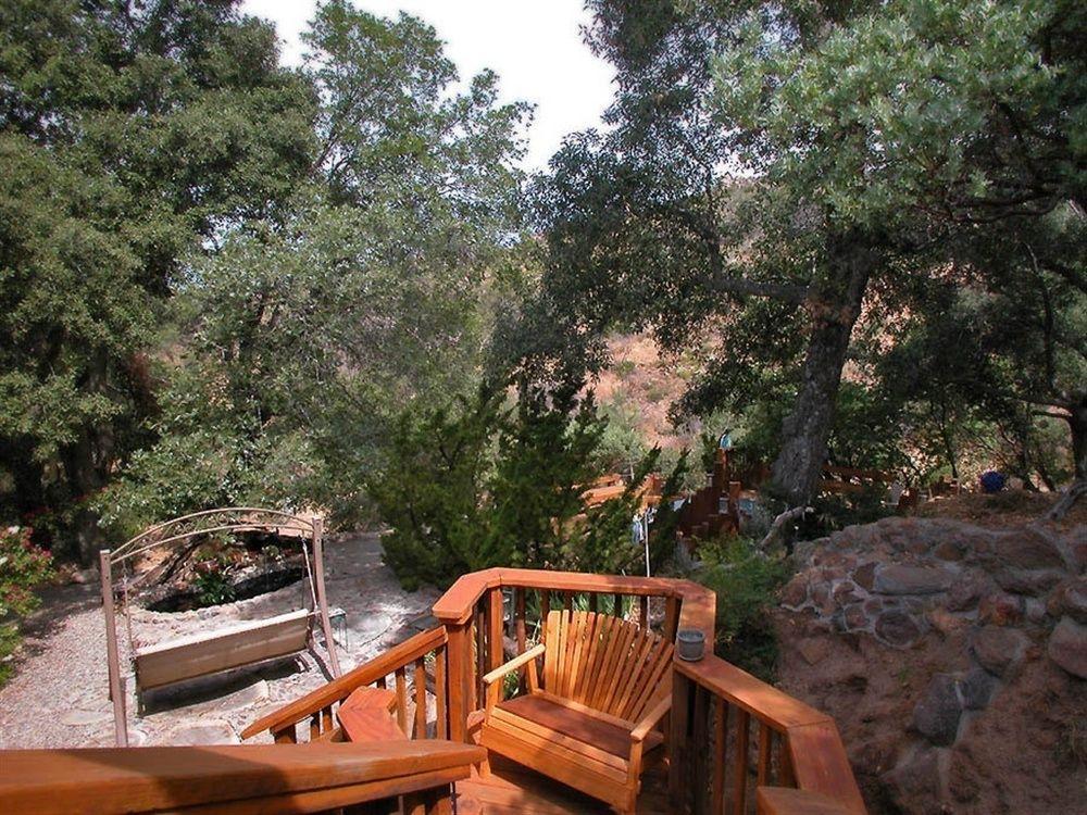 Wikiup Hummingbird Hotel จูเลียน ภายนอก รูปภาพ